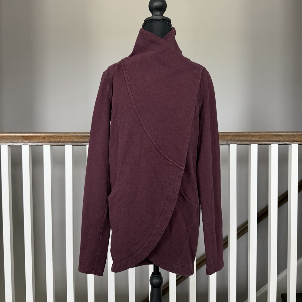 Lululemon That's A‎ Wrap Crossover Snap Jacket Heathered Bordeaux Drama Size 8